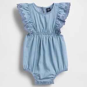 Baby Gap Baby Light Blue Denim Romper 6-12m